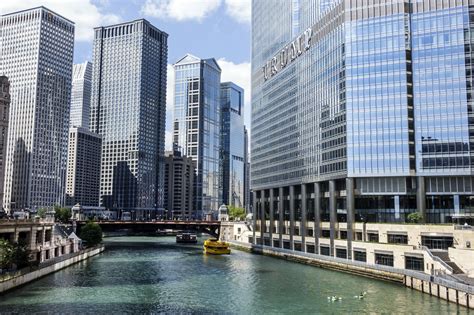 best hotels for chicago marathon|HOTELS, TRAVEL & PARKING .